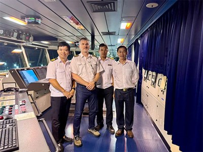 Dấu ấn Hoa tiêu hàng hải miền Bắc trên hải trình MATZ MAERSK